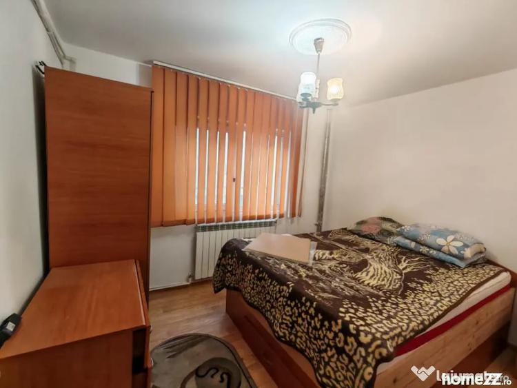 Apartament cu 3 camere decomandat în Inel I