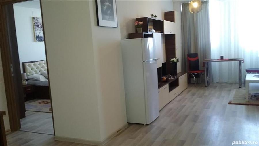 Apartament cu 3 camere decomandat în Fundeni
