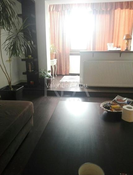 2 camere Aviației decomandat, centrală, inst. schimb., et. 4, metrou