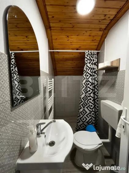 Casă cu 7 camere cu Teren 182 Mp în Beclean