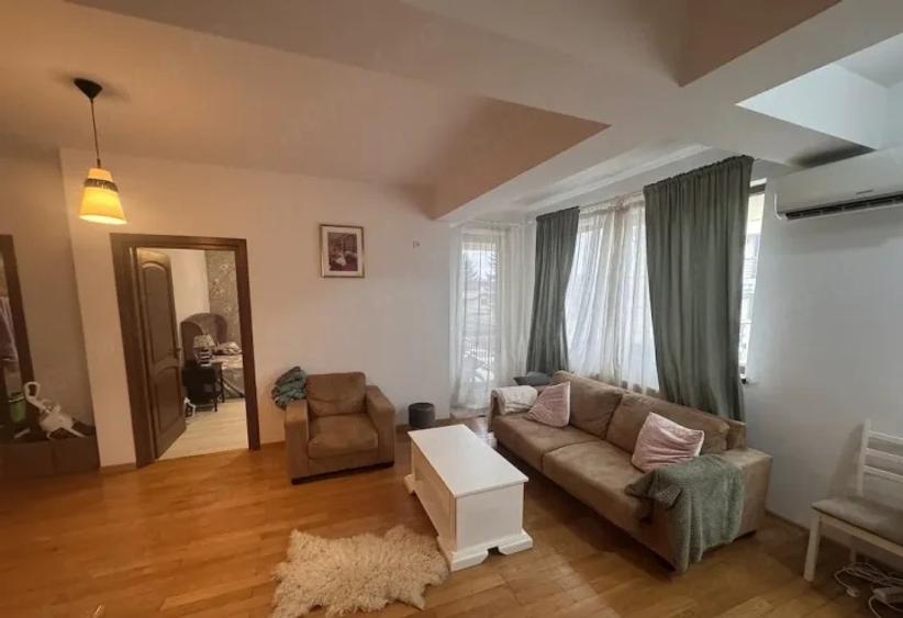 Apartament cu 2 camere semidecomandat, mobilat în 1 Mai