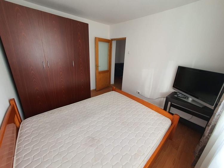 Apartament cu 2 camere decomandat în Sud