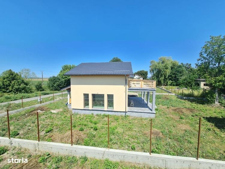 Casă cu 4 camere în Bartolomeu