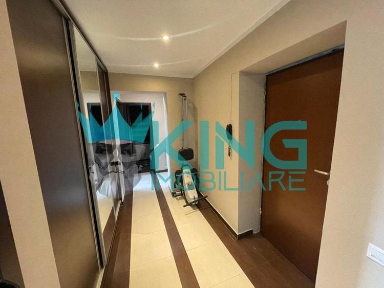 Apartament cu 3 camere decomandat, mobilat în Decebal