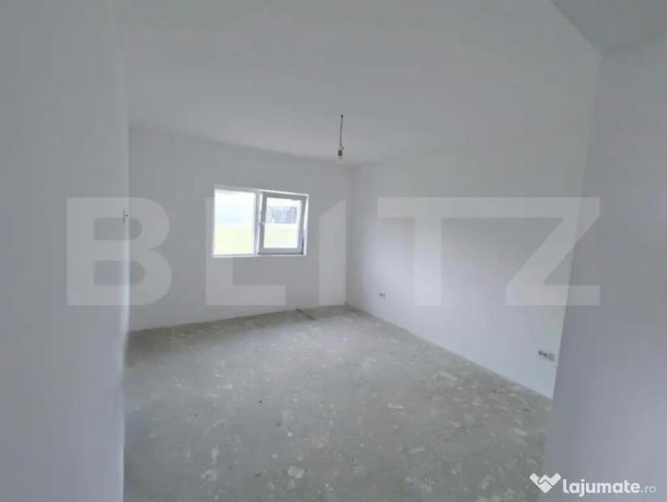 Casă cu 5 camere cu Teren 440 Mp în Balciu