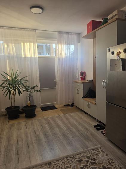 Apartament cu 2 camere semidecomandat în Paleu