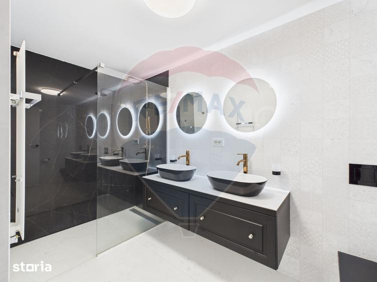 Casă cu 4 camere cu Piscina în Corbeanca