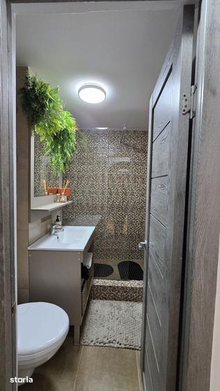 Apartament cu 4 camere decomandat, mobilat în Ultracentral
