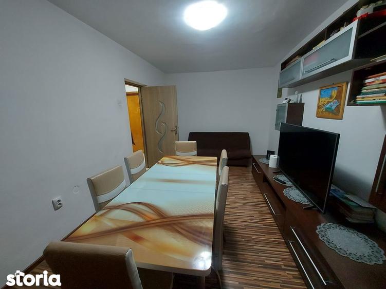 Apartament cu 2 camere decomandat în Micro 6