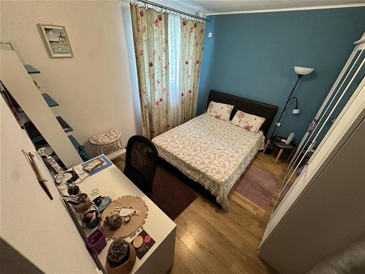 Apartament cu 2 camere semidecomandat în Costin Georgian
