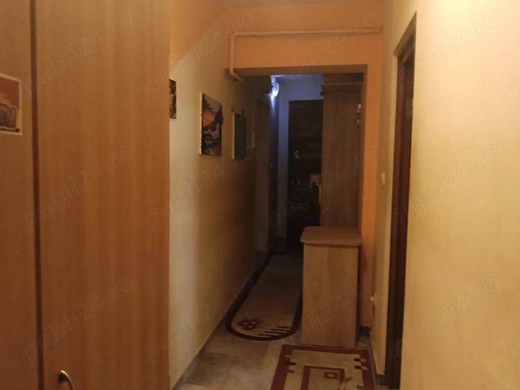 Garsonieră decomandată în Bucium