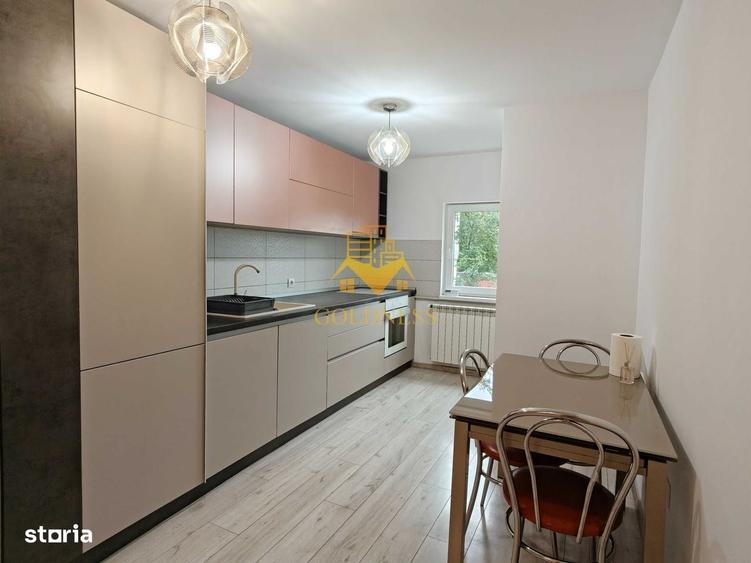 Apartament cu 3 camere decomandat în Zorilor