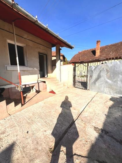 Casă individuală cu 3 camere cu Teren 367 Mp în Hunedoara