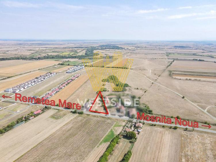 Teren Construcții intravilan de 2492 mp, în Bucovăț (Remetea Mare)