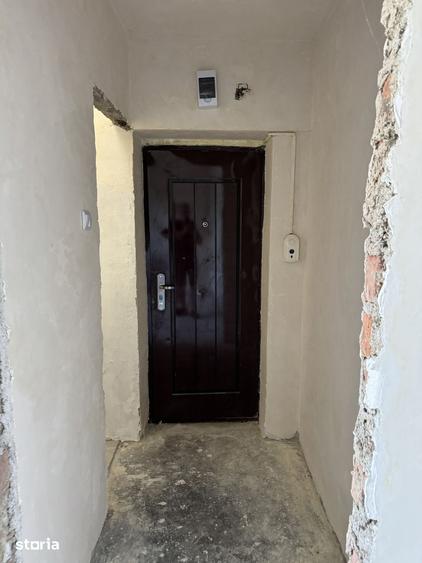 Apartament cu 2 camere în Micro 1
