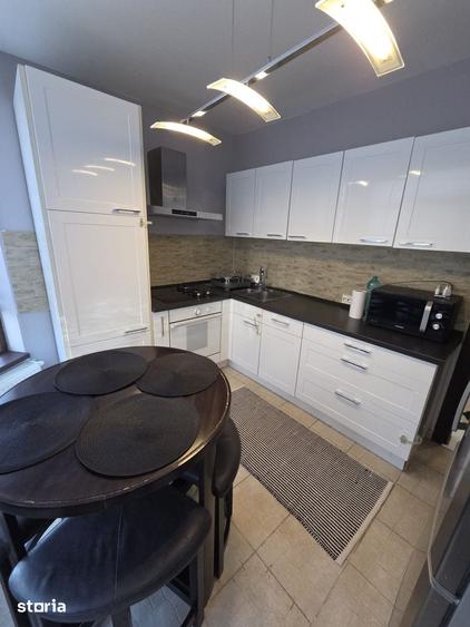 Casă cu 4 camere cu Teren 235 Mp în Corbeanca