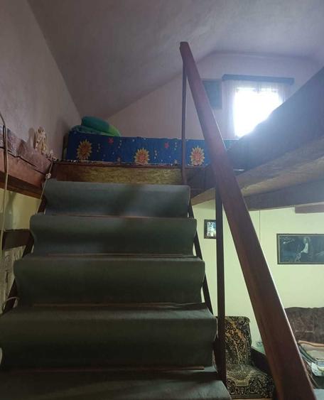 Casă cu 2 camere în Central