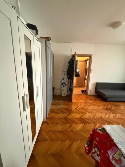 Apartament cu 2 camere semidecomandat în Universitate