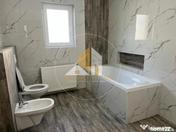 Apartament cu 4 camere decomandat în Central