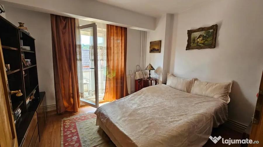 Apartament 3 camere Centrul Civic,etajul 3,decomandat,155000 - 11