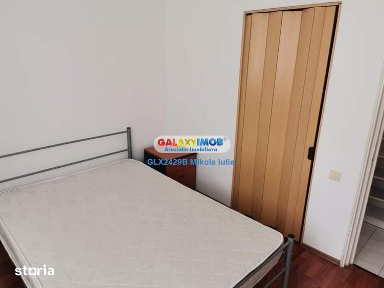 Apartament cu 3 camere în Drumul Taberei