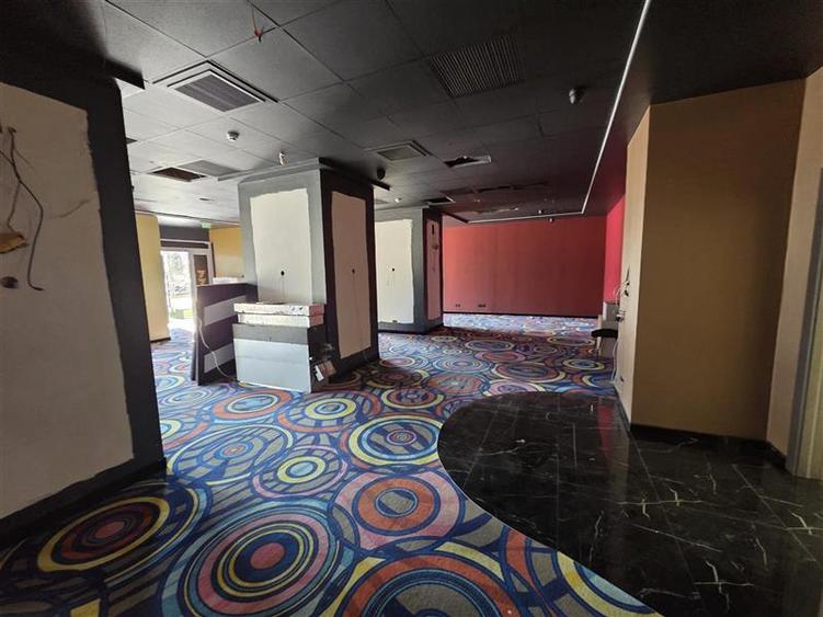Spațiu comercial, de 330 mp, în Ghencea