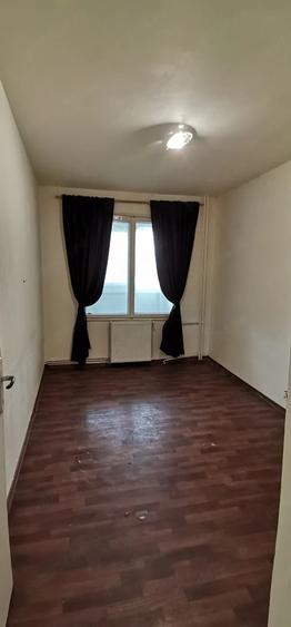 Proprietar vand 4 cam Fizicienilor - 7