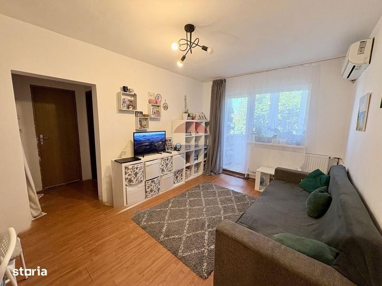 Apartament cu 3 camere în Aurel Vlaicu