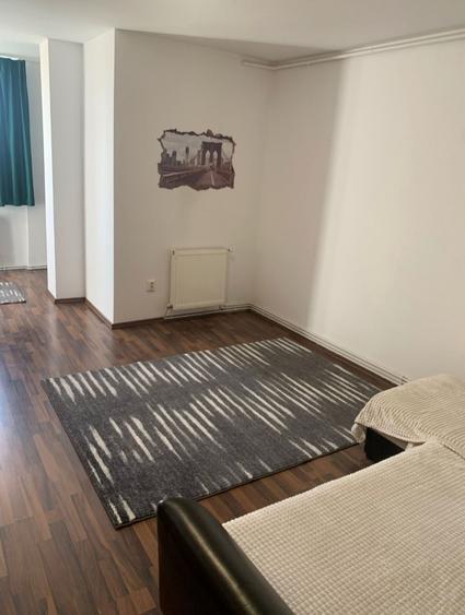 Garsonieră semidecomandată în Aleea Carpați