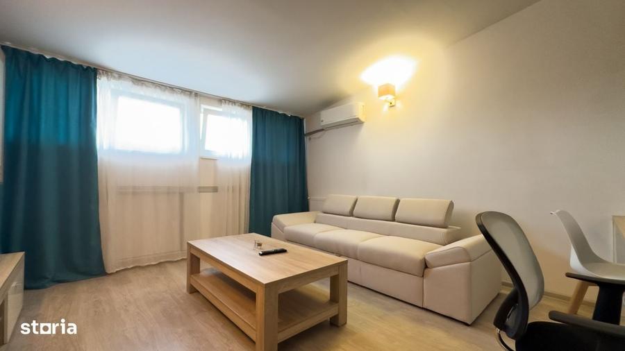 Apartament cu 3 camere decomandat în Central