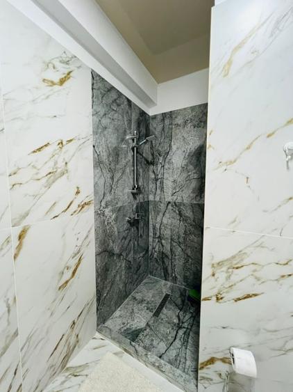 Apartament cu 3 camere, mobilat în Central