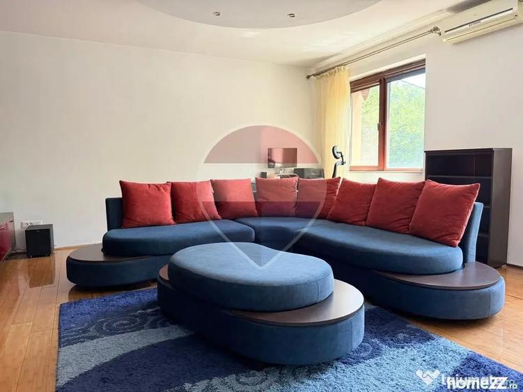 Apartament cu 4 camere decomandat în Fundeni