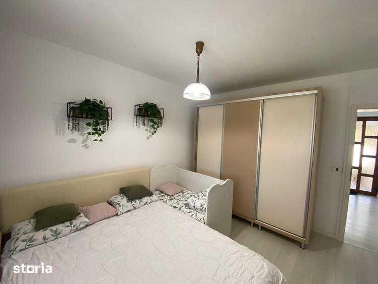 Casă cu 5 camere cu Teren 580 Mp în Central