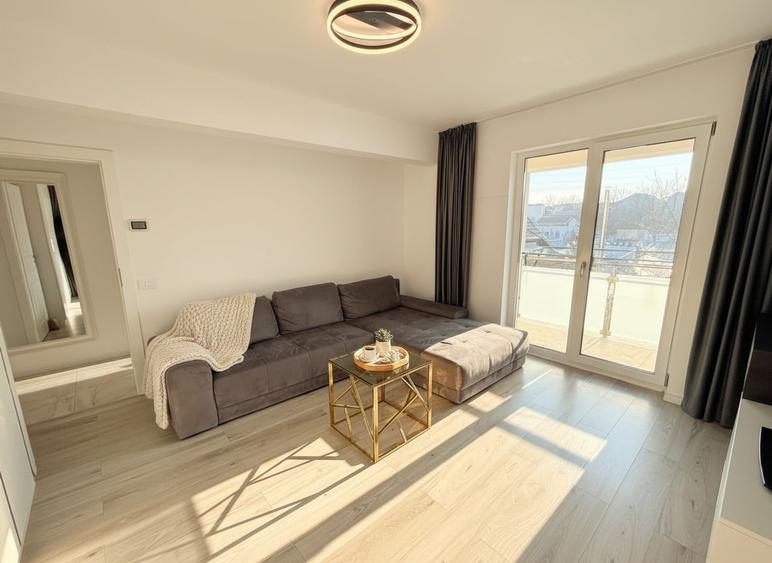 Apartament cu 3 camere decomandat, mobilat în Galata