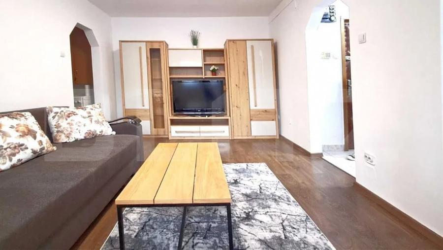 Apartament 2 camere, decomandat, 45mp, parcare, zona Big - 2
