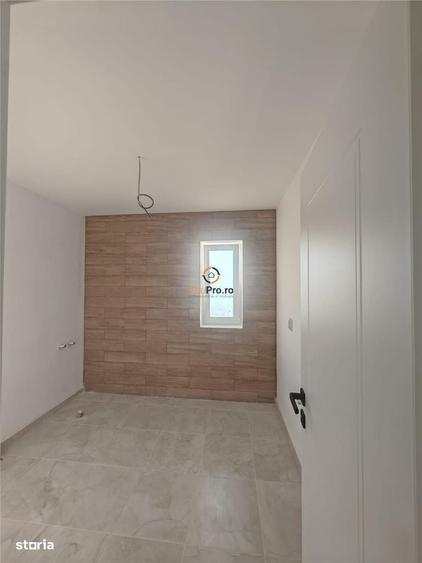 Casă cu 3 camere în Parța