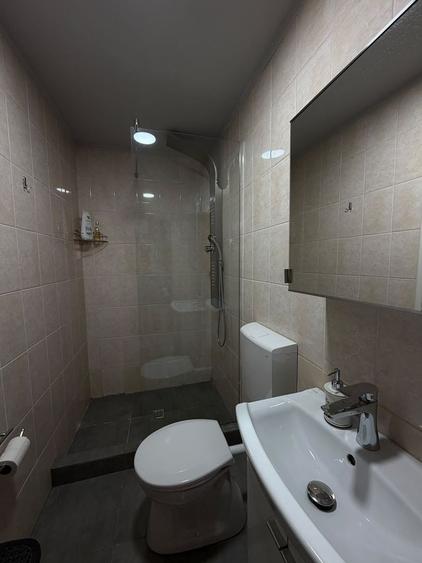 Apartament cu 3 camere decomandat, mobilat în Ultracentral