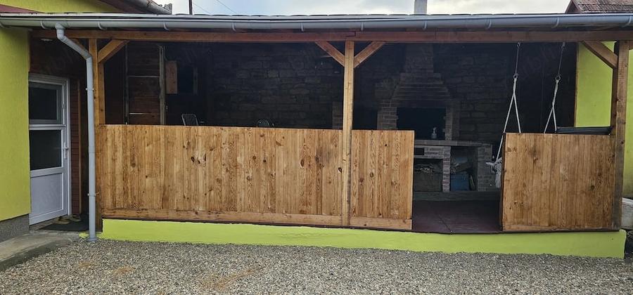 Casă cu 2 camere cu Teren 2936 Mp în Răscruci