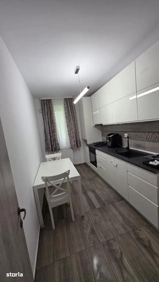 apartament 2 camere / cartierul solar / utilat / mobilat / centrala / - 9