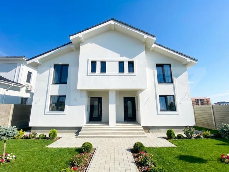 Duplex cu 5 camere cu Canalizare în Moșnița Veche