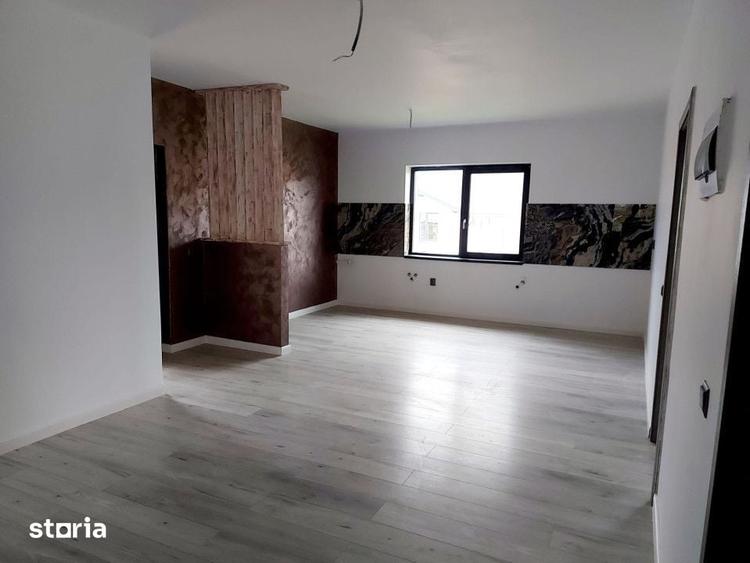 Casă cu 4 camere cu Teren 500 Mp în Baciu