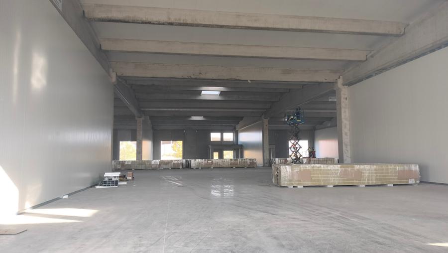 Spațiu industrial, de 7,000 mp, în Sânandrei