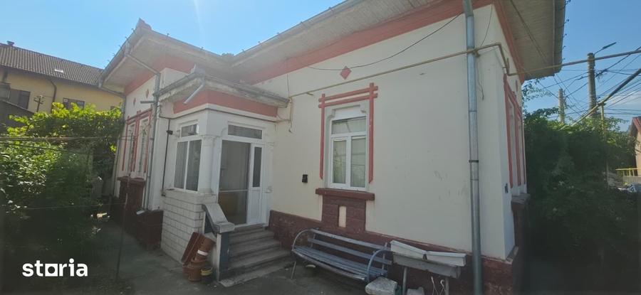 Casă cu 4 camere cu Teren 360 Mp în Șerbănești