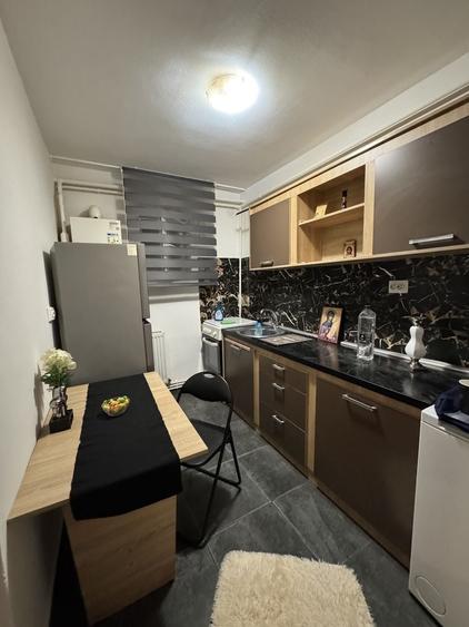 Apartament 2 camere de inchiriat, zona pd. ros. Persoana fizica. - 1