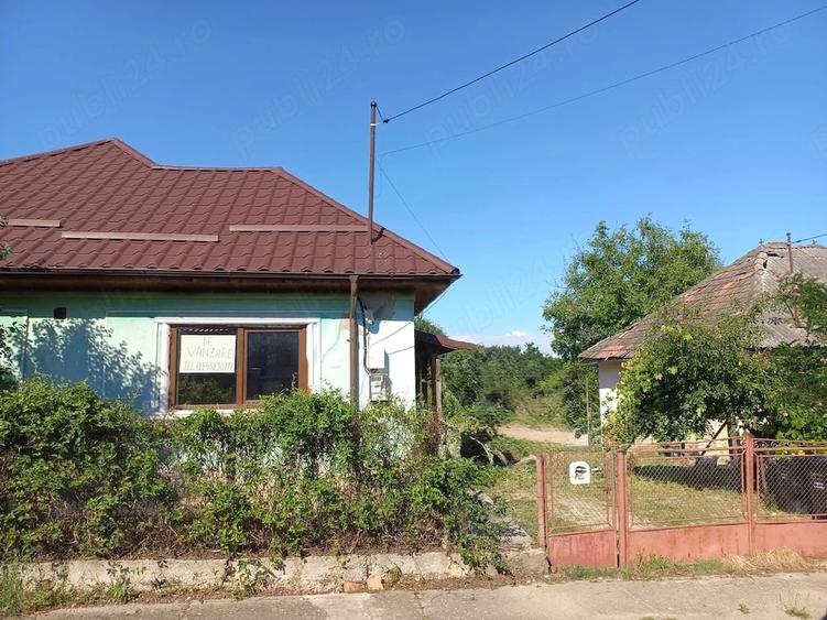 Casă cu 2 camere cu Teren 3200 Mp în Fărcașa