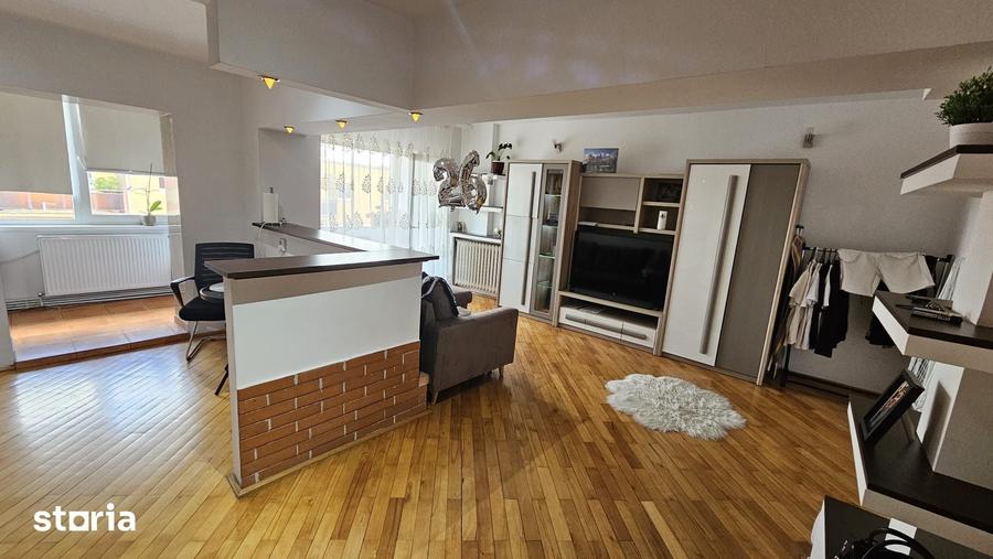 Apartament cu 2 camere în Cetate