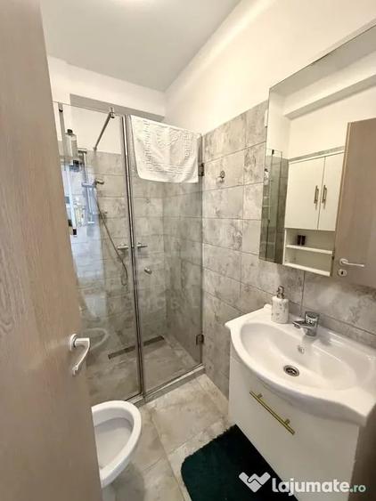 Apartament cu 2 camere semidecomandat în Cornitoiu