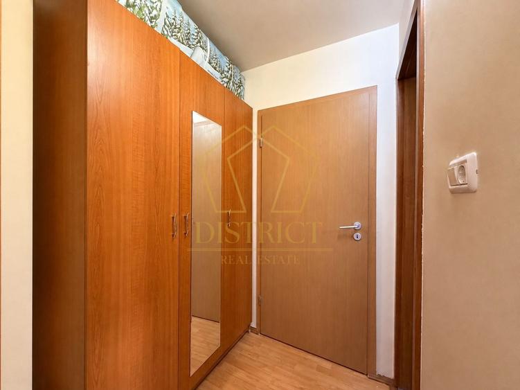 Apartament cu 3 camere semidecomandat în Șagului
