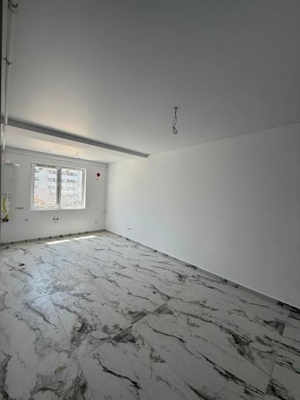 Apartament cu 2 camere semidecomandat în Militari