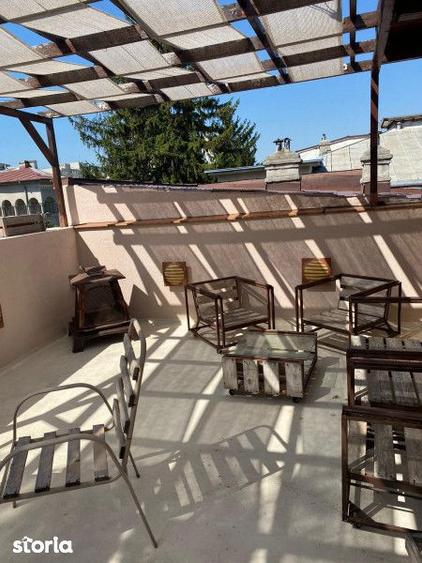 Casă cu 7 camere cu Canalizare în Floreasca
